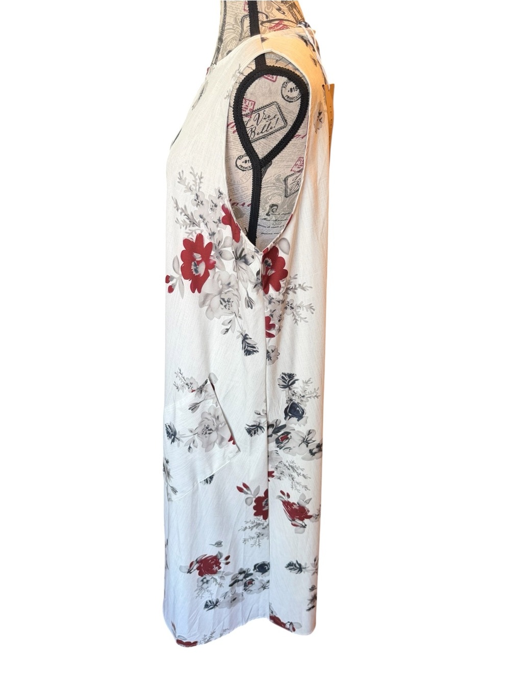 Sleeveless White Floral Maxi Dress with Red and Gray Blooms - Picture 2 of 6